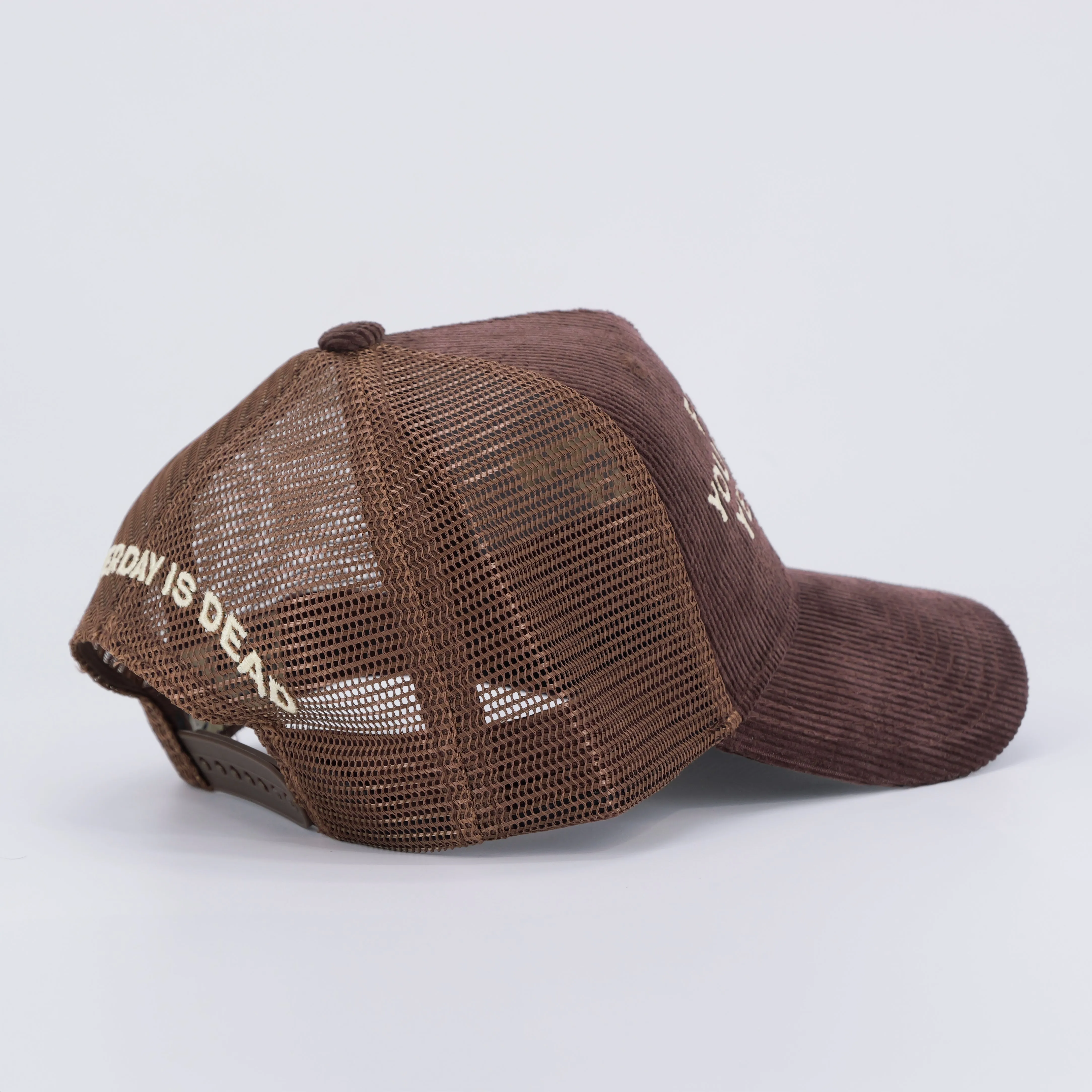 Mantra Corduroy Trucker Mocha