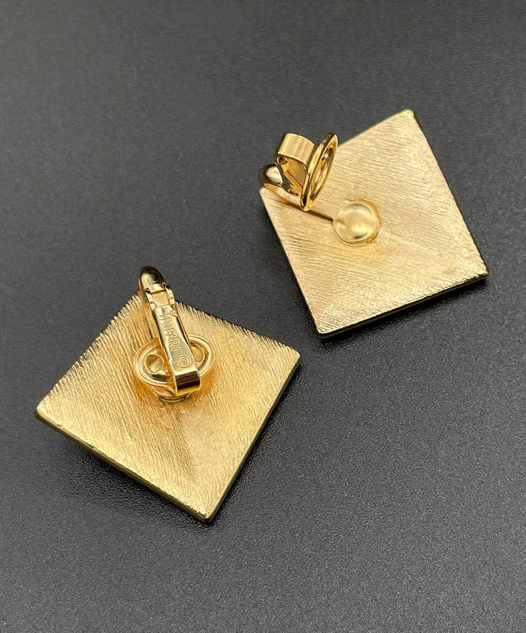 【USA輸入】 ヴィンテージ TRIFARI アブストラクト イヤリング/Vintage TRIFARI Abstract Clip On Earrings