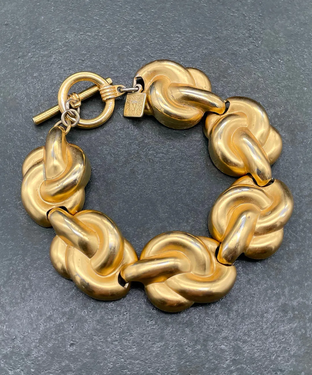 【USA輸入】ヴィンテージ ANNE KLEIN マットゴールド ブレスレット/Vintage ANNE KLEIN Matte Gold Bracelet