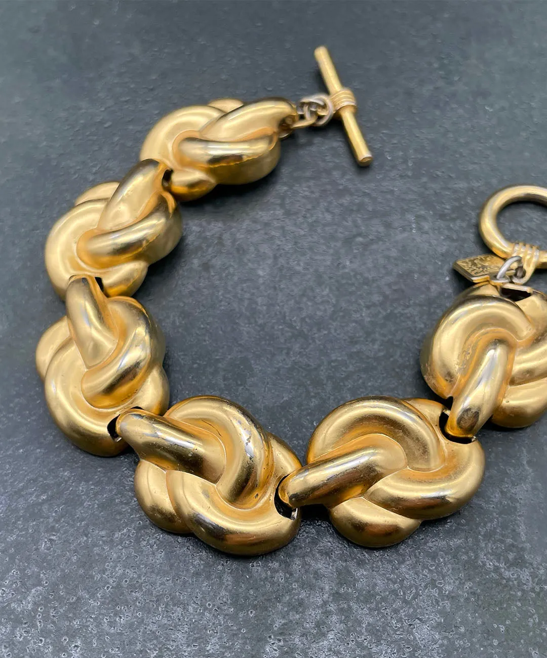 【USA輸入】ヴィンテージ ANNE KLEIN マットゴールド ブレスレット/Vintage ANNE KLEIN Matte Gold Bracelet