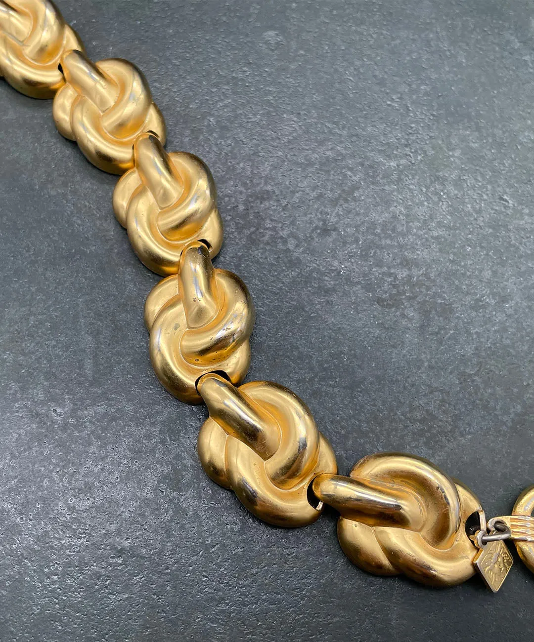 【USA輸入】ヴィンテージ ANNE KLEIN マットゴールド ブレスレット/Vintage ANNE KLEIN Matte Gold Bracelet