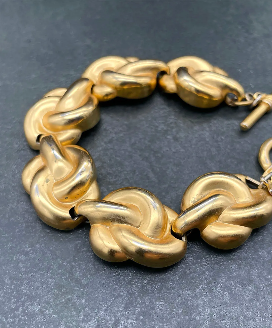 【USA輸入】ヴィンテージ ANNE KLEIN マットゴールド ブレスレット/Vintage ANNE KLEIN Matte Gold Bracelet