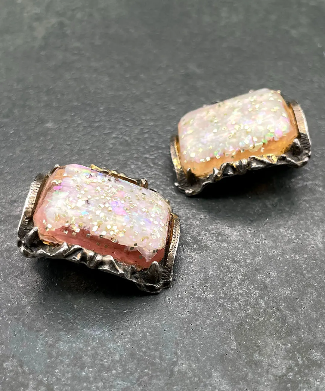 【USA輸入】ヴィンテージ SELRO コンフェッティ ルーサイト イヤリング/Vintage SELRO Confetti Lucite Clip On Earrings