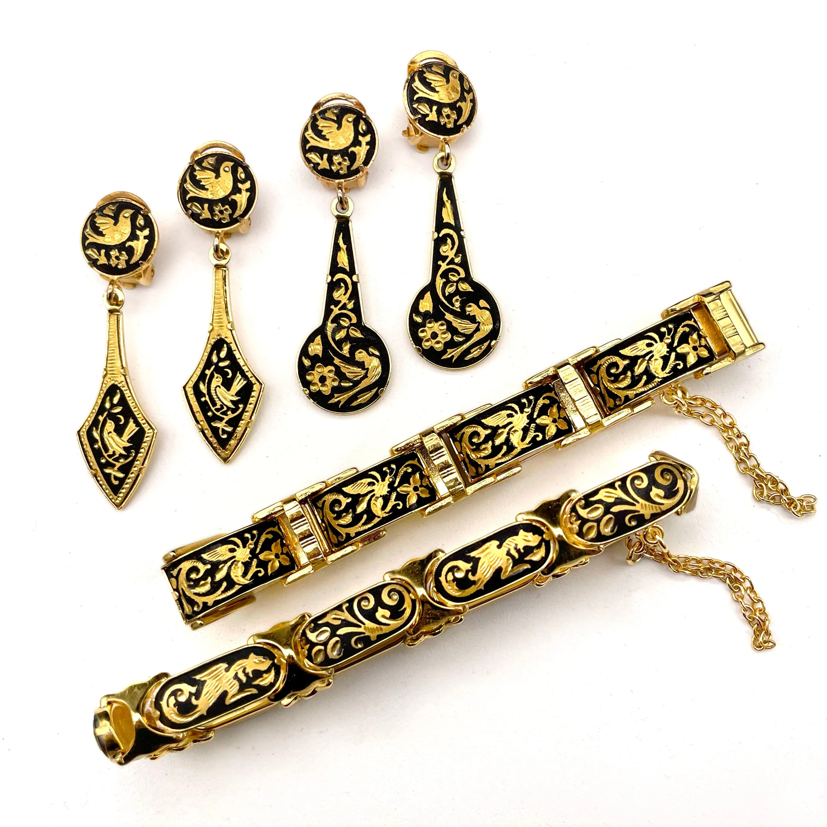 【USA輸入】ヴィンテージ  ダマシン バード イヤリング/Vintage Damascene Bird Clip On Earrings